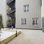 Kyriad Paris 18 - Porte De Clignancourt - Montmartre