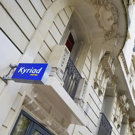 Hotel Kyriad 18 - Porte De Clignancourt - Montmartre Parigi