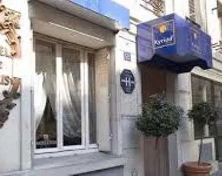 Hotel Kyriad 18 - Porte De Clignancourt - Montmartre Parigi