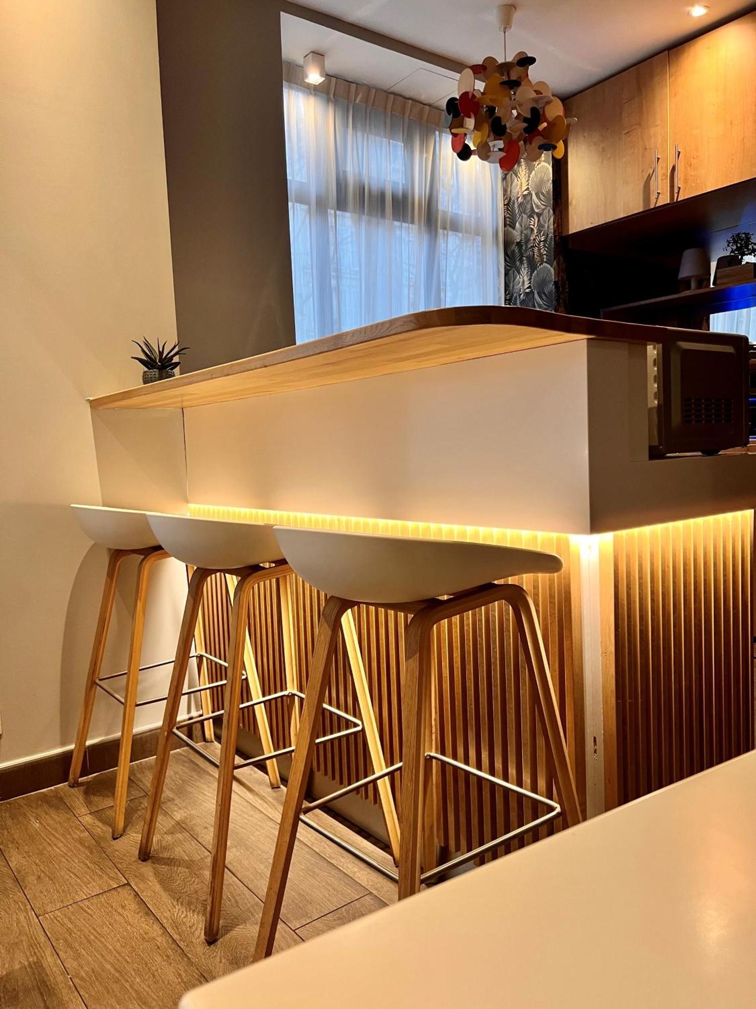 Kyriad 18 - Porte De Clignancourt - Montmartre Hotel Parigi