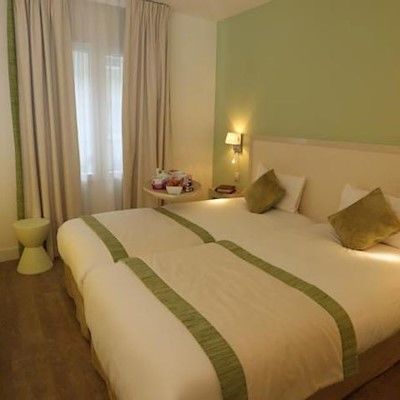 Hotel Kyriad 18 - Porte De Clignancourt - Montmartre Parigi