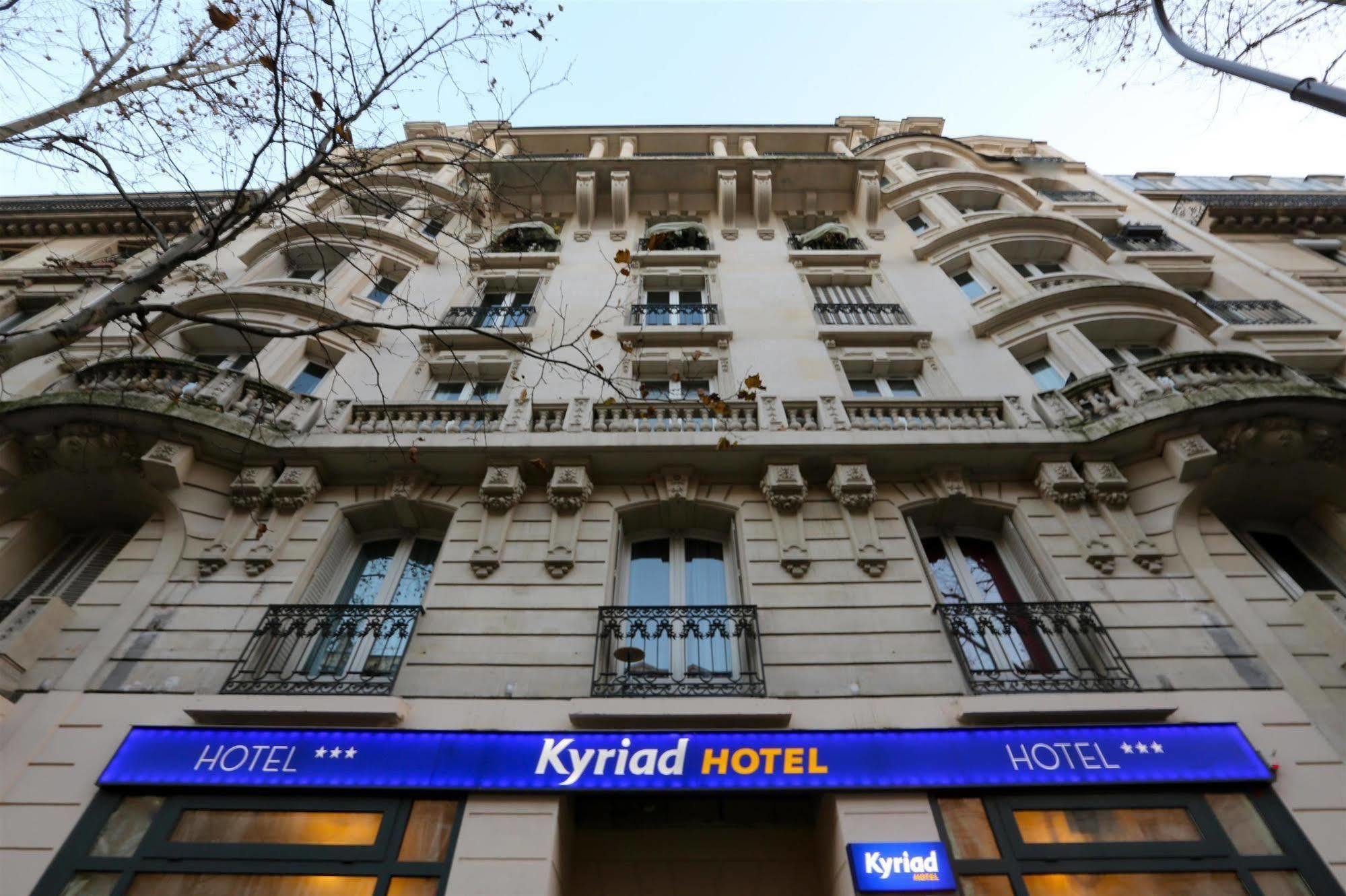 Kyriad 18 - Porte De Clignancourt - Montmartre Hotel Parigi